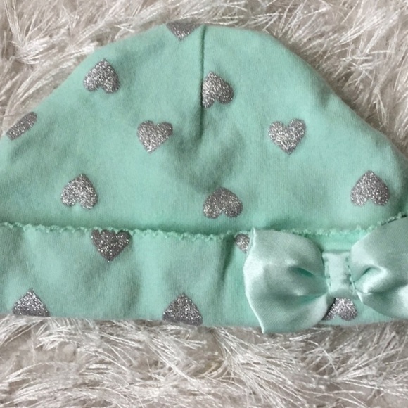 Carter’s Newborn Baby Converter Gown 3 piece Set - Picture 2 of 11